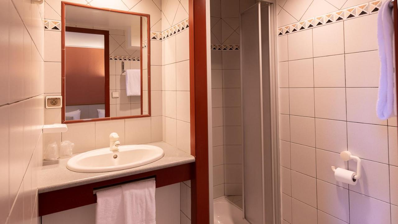 Hotel Des Recollets Сарла-ла-Канеда Екстер'єр фото